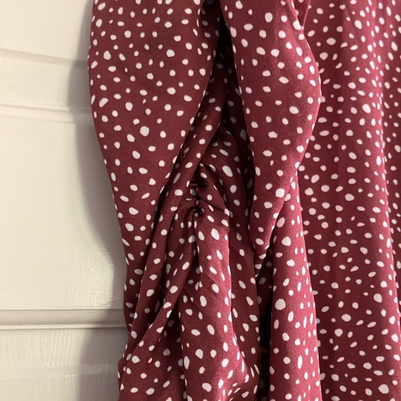 NWT Rouched Sleeve Blouse - Picture 3 of 7